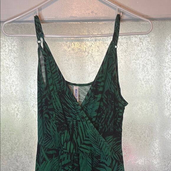 Weaczzy Women’s Green Fern Print Spaghetti Strap Midi Dress Size Medium - Picture 2 of 5